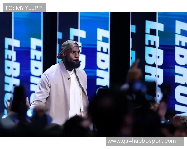 老詹缺席训练卢卡强调场下默契的重要性与细节讨论