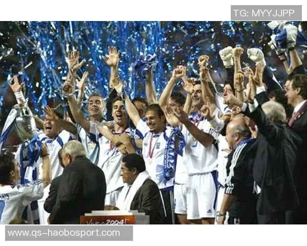 希腊足坛父子教练同日下课球队排名尴尬倒数第二和第三